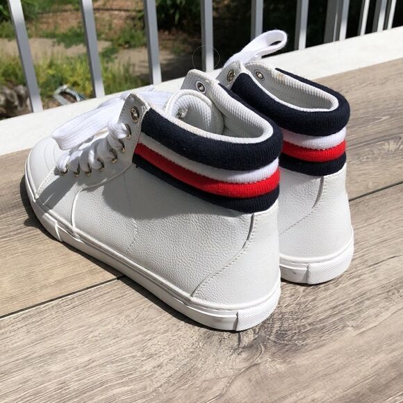 Tommy Hilfiger lace up sneakers shoes - Picture 2 of 6